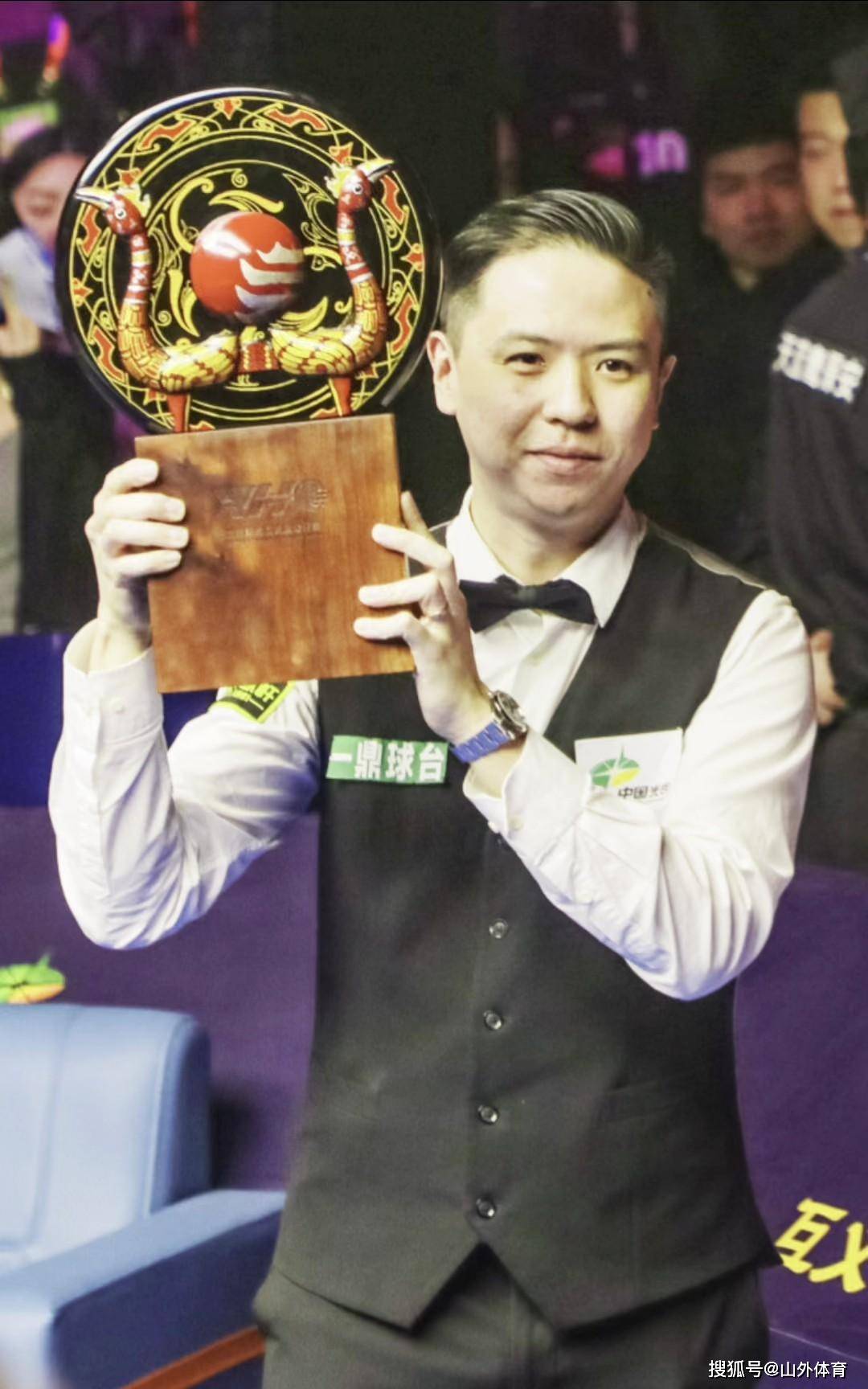 加强青训 加强青训