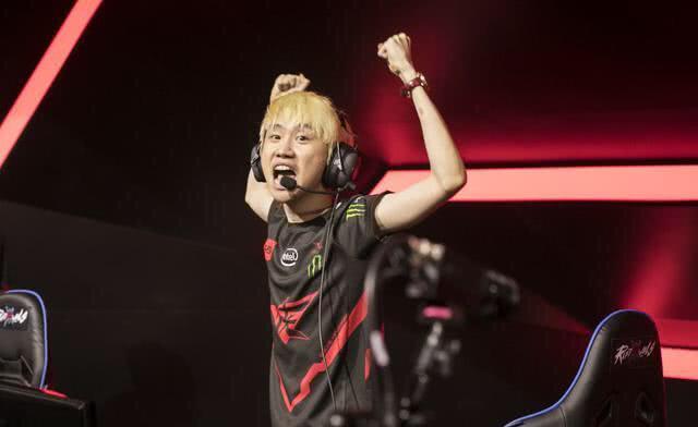 通过确保水 通过确保水