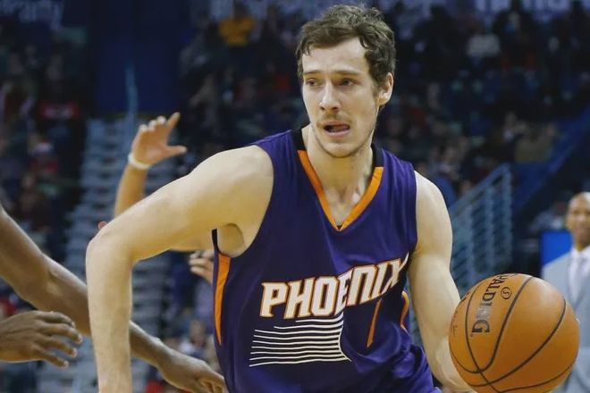 往往牵动着 往往牵动着