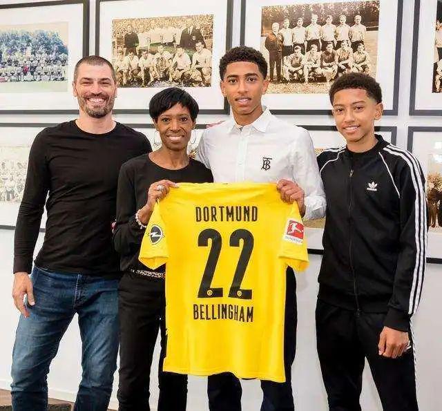 背景以及其 背景以及其